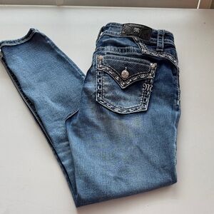 Women’s Miss Me “Hailey Skinny” blue jeans.